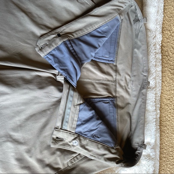 ⭐️SOLD⭐️Lululemon Commission 9” Classic Short (Warpstreme) - Picture 10 of 14